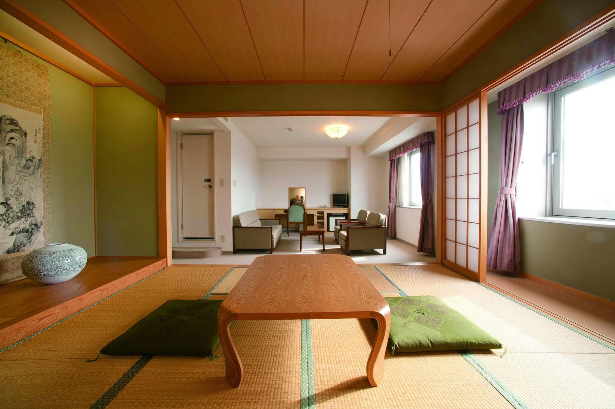 Yamagata Kokusai Hotel Exterior photo